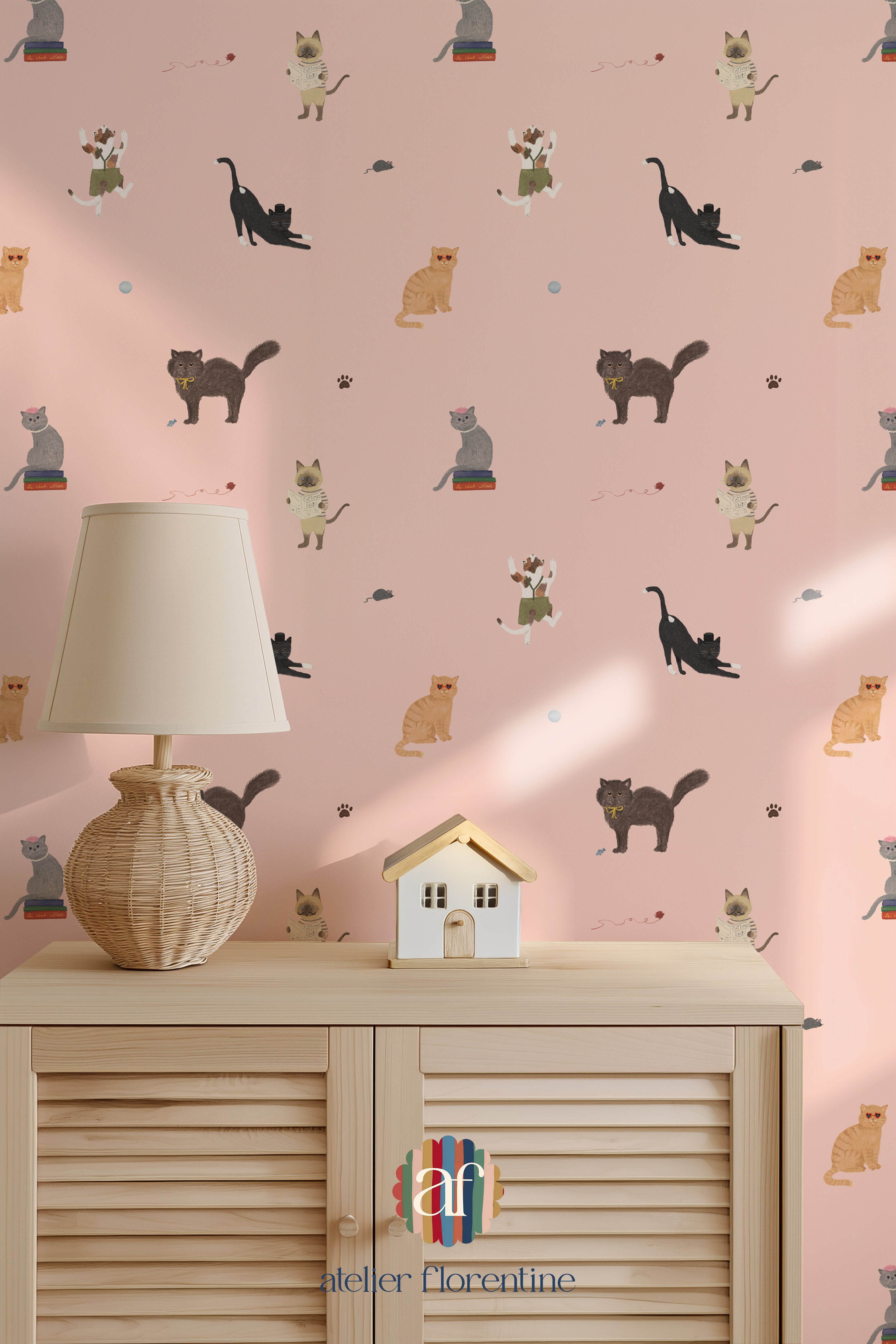 Children’s wallpaper featuring sweet cat pattern, perfect for nurseries and kids’ bedrooms.